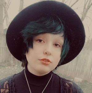 Meet your Posher, Shayna